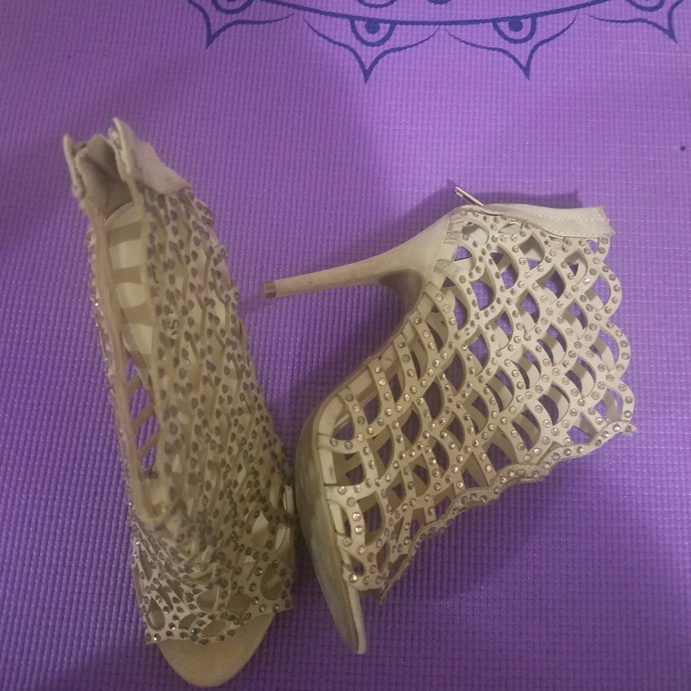 Tan Heels